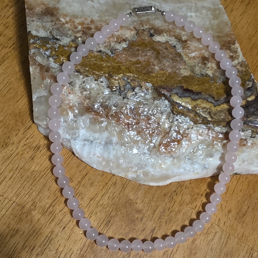 Elegant Vintage Rose Quartz Pink Beaded Necklace